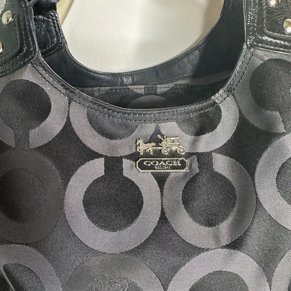 Coach Black and Gray Signature Shoulder Bag - Picture 3 of 9